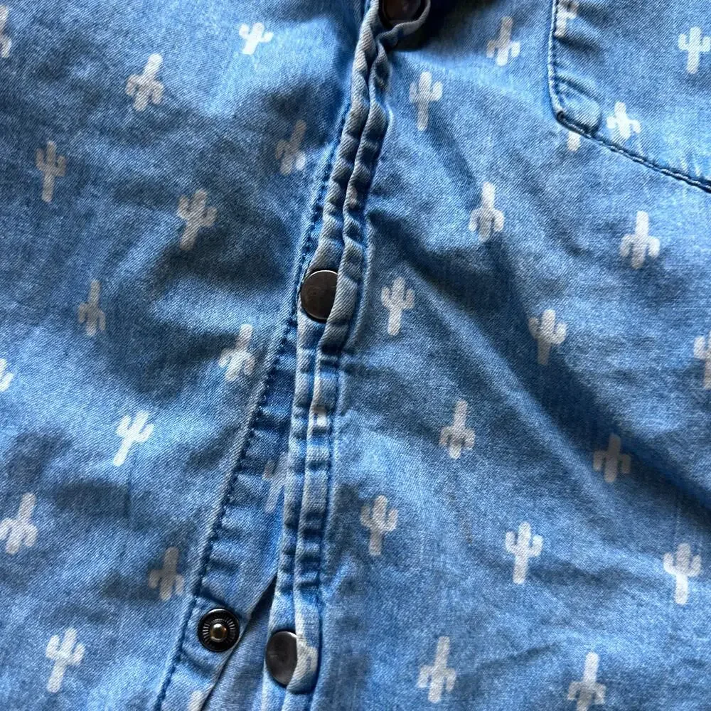 Sovereign Code button front shirt